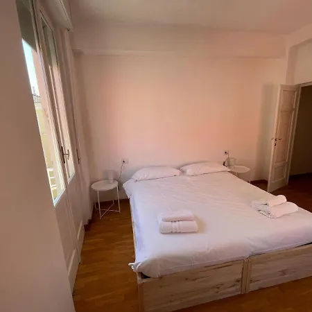 Fuoriporta Affitti Brevi - I Pinnacoli Del Battistero Appartement